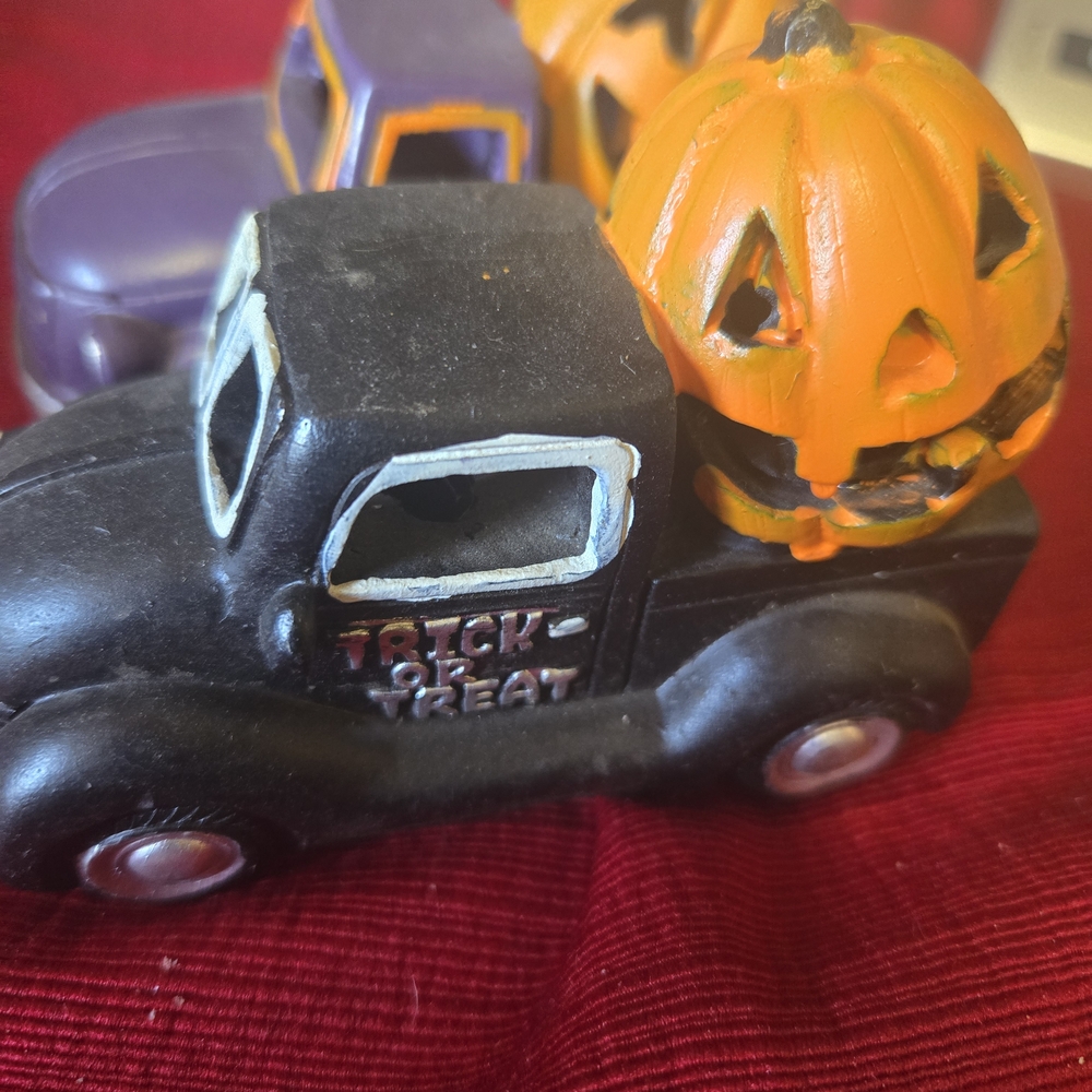 Halloween Pumpkin Truck Decor